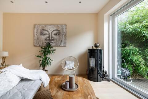 Studio Chic Avec Salon Et Terrasse Privee Apartment Tourcoing Exterior foto