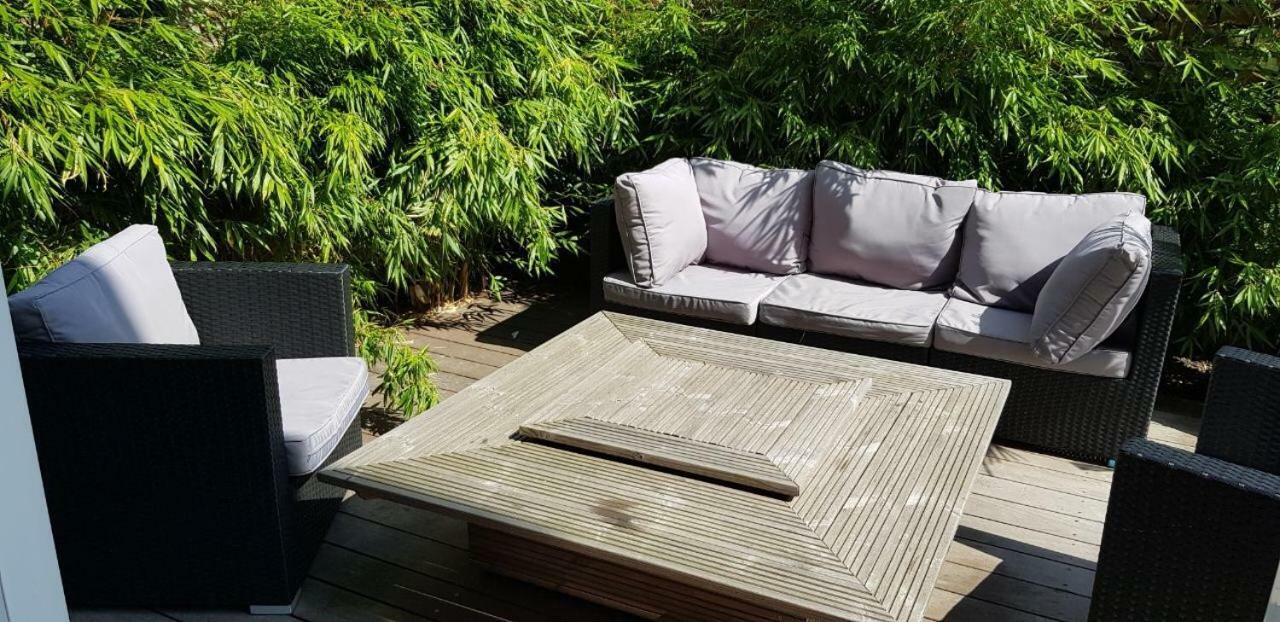Studio Chic Avec Salon Et Terrasse Privee Apartment Tourcoing Exterior foto