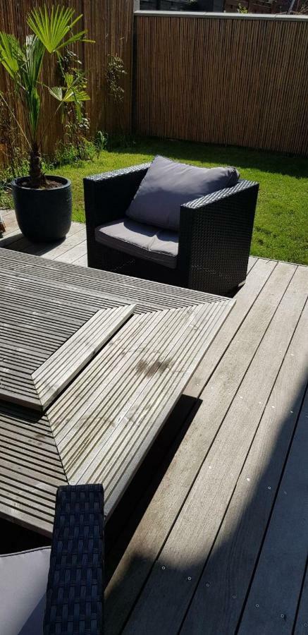 Studio Chic Avec Salon Et Terrasse Privee Apartment Tourcoing Exterior foto